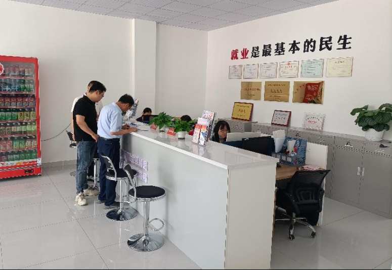 民生实事暖人心，零工市场谱新篇——区人社局创新市场信息咨询服务纪实